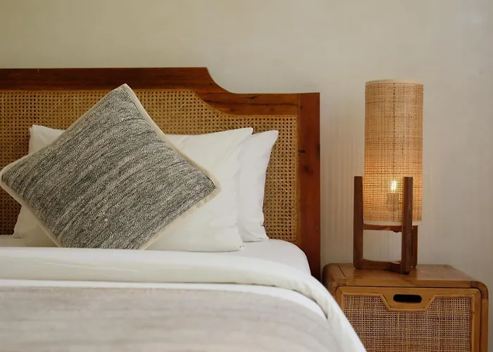 White Goose Boutique 4*