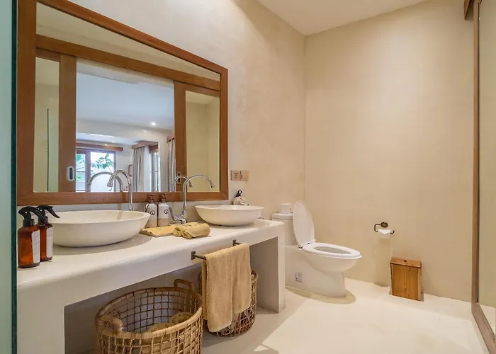 White Goose Boutique Hotel